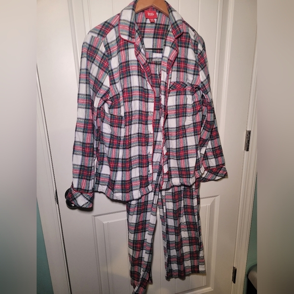 Macy's family pj, woman's size medium 100% cotton - Picture 1 of 6